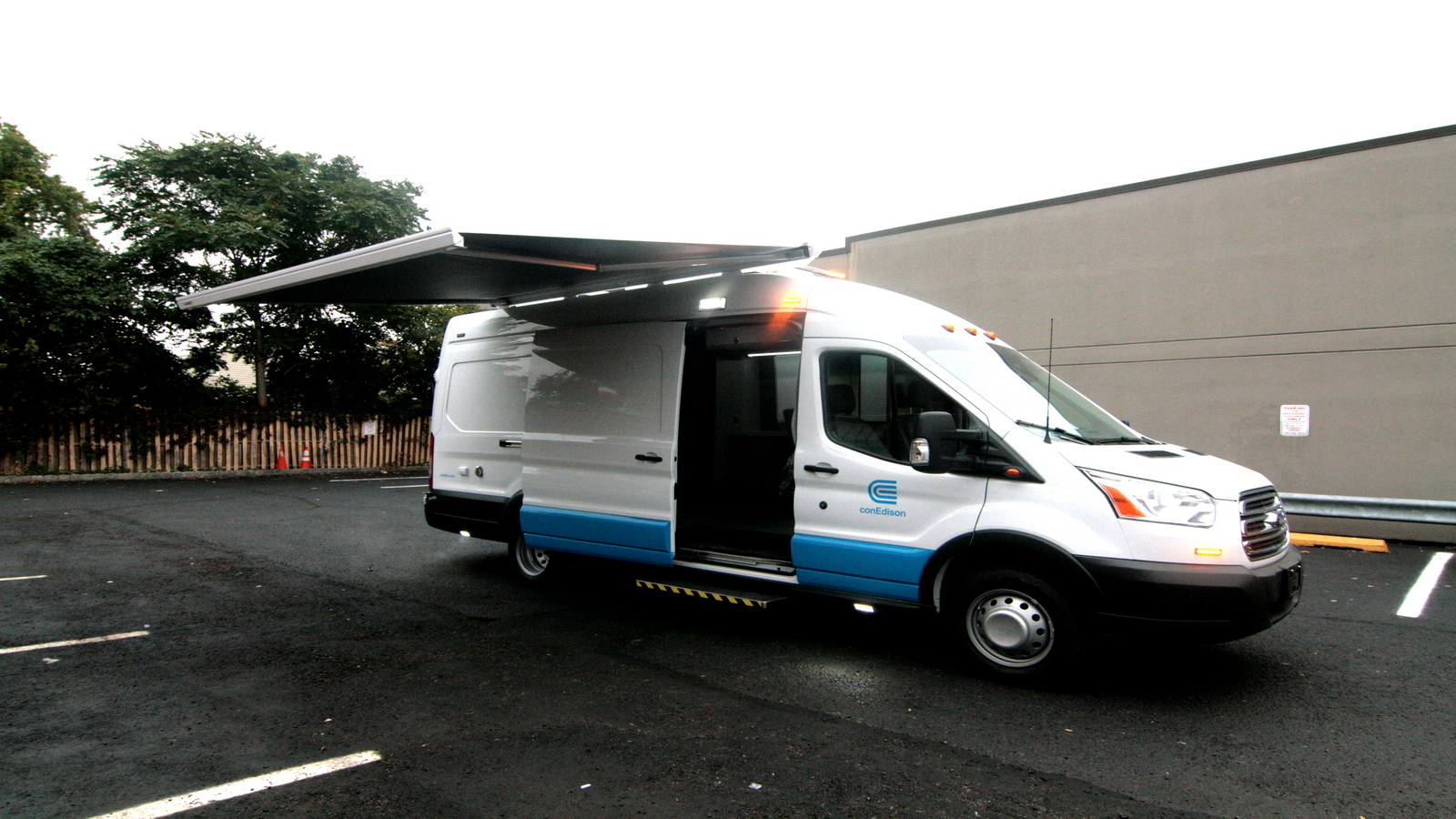 ford transit mobile office