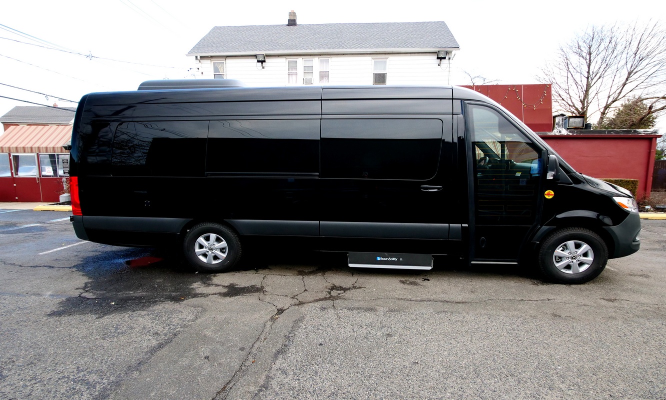 Mobile Medical Vehicles  Commerical Vans