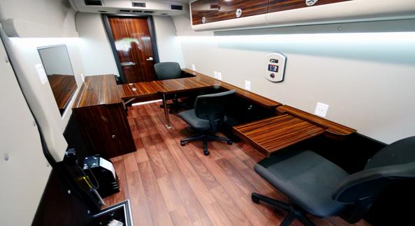 ≋ MOBILE OFFICE - custom interior conversion